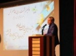 شعر،-تکیه‌گاه-عاطفی-جامعه-با-ادبیات-چراغ-امید-را-روشن-نگه-داریم