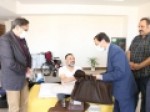 عیادت-مدیرعامل-انجمن-تئاتر-انقلاب-و-دفاع-مقدس-از-رضا-ایران‌منش