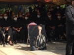 آغاز-مراسم-خاکسپاری-سیروس-گرجستانی