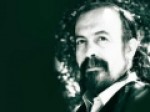 «میز-شعر»-سراغ-سیدحسن-حسینی-می‌رود