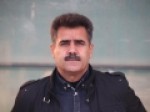 پورموسوی-با-اهدای-پیراهن،-مشکل-نفت-آبادان-حل-نمی‌شود-زمان-تسویه-حساب-شخصی-نیست
