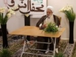 برپایی-محافل-انس-و-معرفت-زائران-در-مکه-تصویر