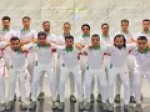 پاداش-200-دلاری-به-تیم-ملی-فوتبال-ساحلی-اهدا-شد
