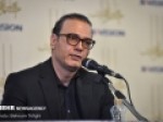 اجرای-علیرضا-قربانی-در-اختتامیه-ادبی-و-تجسمی-جشنواره-سیمرغ