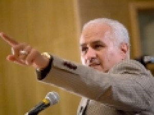 روایت-حسن-عباسی-از-اشتباه-بزرگ-ترامپ-«عمار»-نباید-بی‌خاصیت-شود