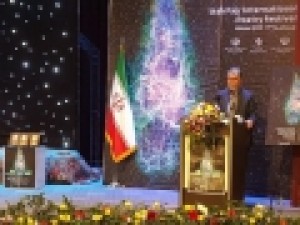 شعر-جزء-جدانشدنی-از-تاریخ-و-فرهنگ-ایران-است