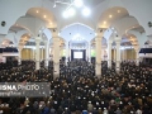 نماز-جمعه-در-قم-برگزار-می‌شود،-با-تمهیدات-بهداشتی