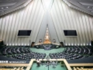 بسته-های-حمایتی-بین-کارگران-روز-مزد-توزیع-می-شود