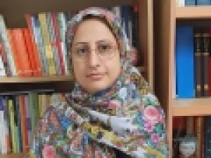 معصومه-میرابوطالبی-و-معرفی-متفاوت-کتب-ده‌گانه-برای-کودک-و-نوجوان-بخوانید-حتی-اگر-کودک-ندارید
