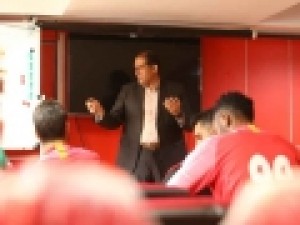 رسول‌پناه-خبر-استعفای-من-شایعه-بود