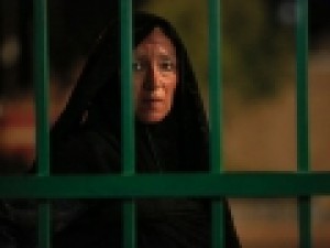 «خروج»-به-فروش-یک-میلیاردی-رسید-۲۱۱-هزار-مخاطب-فیلم-را-دیدند