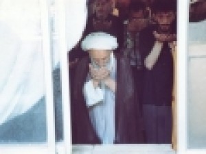 چرا-در-آموزه‌های-قرآن-و-عترت،-نماز-به-ستون-دین-تشبیه-شده-است؟