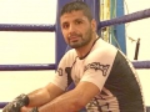 الهامی-کمربند-قهرمانی-را-از-دست-داد-اعتراض-مازیار-به-تصمیمات-عجیب
