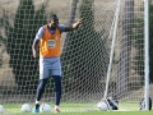 دیاباته-۴-بازی-استقلال-را-از-دست-داد