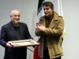 حال-عمومی-علی-مرادخانی-خوب-نیست-جدال-مدیر-موزه-موسیقی-با-کرونا
