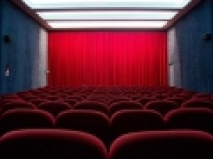 سینماها-از-فردا-باز-می‌شوند-ادامه-اکران-فیلم‌های-قبلی