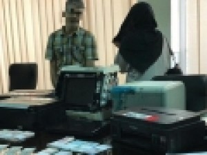 تهران-کشف-میلیونها-تومان-اسکناس-جعلی-از-زن-و-مرد-جاعل