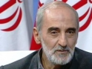 قناری-نیست-گنجشک-رنگ-شده-است