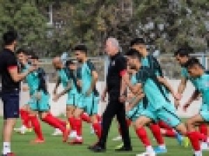آخرین-تمرین-تراکتوری‌ها-قبل-از-سفر-به-مازندران-برگزار-شد