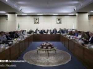 برگزاری-جلسه-مجمع-تشخیص-باموضوع-جلوگیری-از-خردشدن-زمینهای-کشاورزی