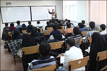 اگر آموزش عالی در چهارچوب سنتی بماند، از تحولات جهانی عقب خواهدافتاد