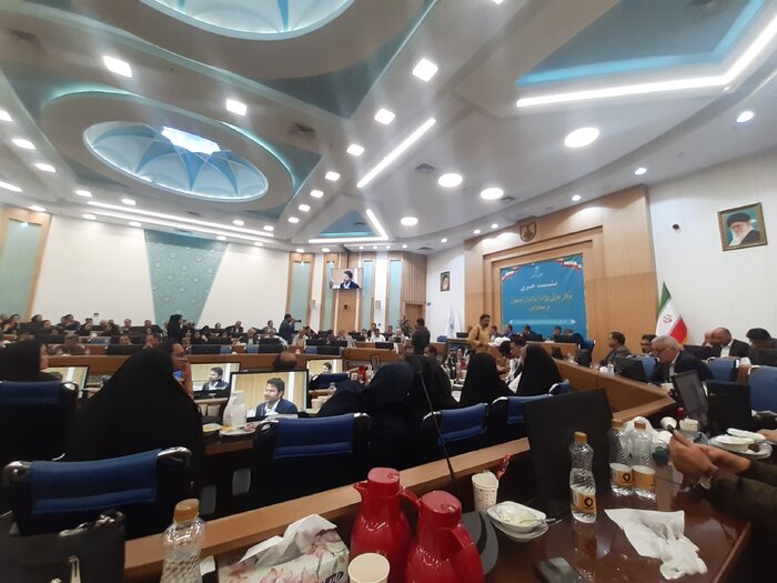 نشست خبری استاندار بر مدار مطالبات صنفی خبرنگاران