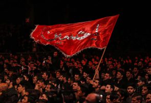 تقلیل مصیبت کربلا به عروسک و النگو